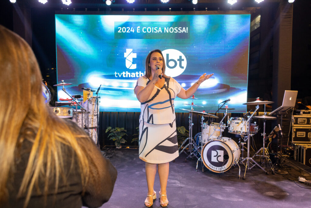 evento lançamento nova programação 2024 tv thathi sbt