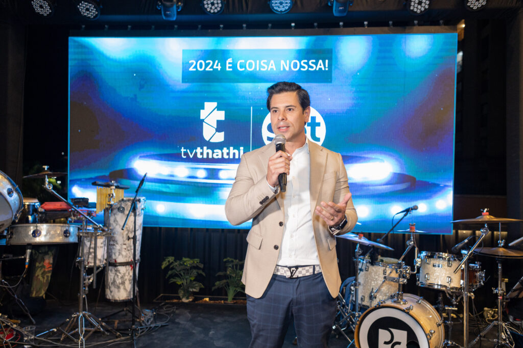 evento lançamento nova programação 2024 tv thathi sbt