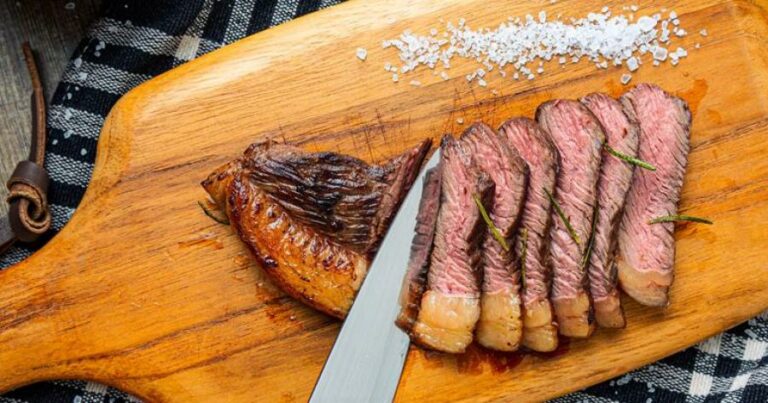 Criança de 5 anos morre ao se engasgar com pedaço de carne durante churrasco da família