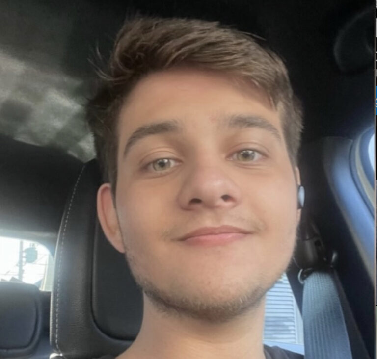 Jovem de 18 anos morre após acidente envolvendo defensa metálica em rodovia 