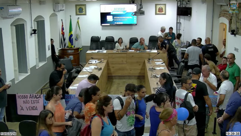 tumulto gás câmara municipal de são sebastião