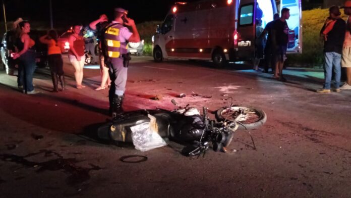 Colisão frontal entre motos em rodovia deixa 4 feridos