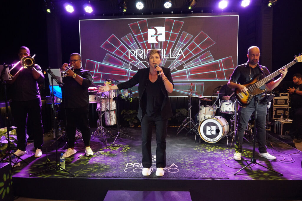 evento lançamento nova programação 2024 tv thathi sbt