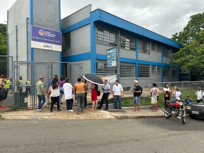 Entre as vagas disponíves no Centro de Integração da Cidadania do Vida Nova destaque estão transporte, supermercados e curso gratuito de extensão.