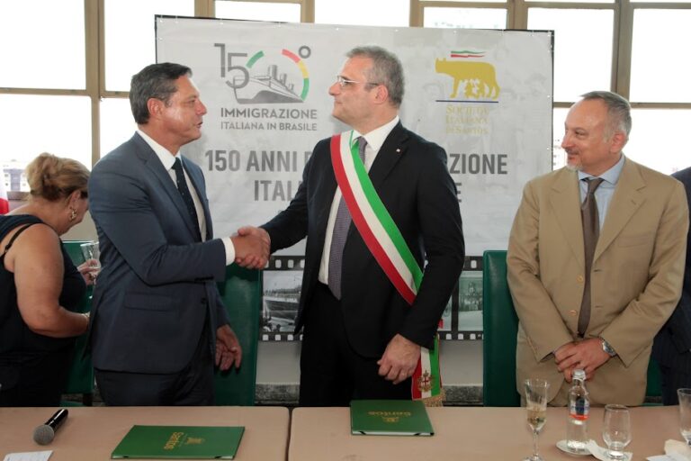 Santos e Gênova se tornam cidades-irmãs e permitem intercâmbio