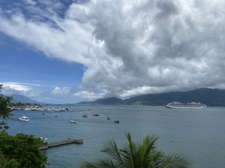 14 praias estão impróprias para banho no Litoral Norte no feriado de Páscoa