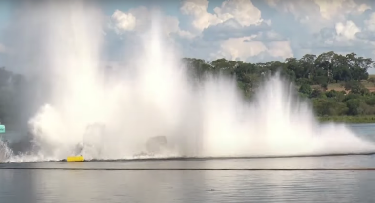 Secretaria de Meio Ambiente, Infraestrutura e Logística do estado acompanha mais uma detonação de rochas do Rio Tietê