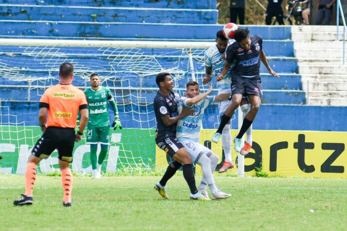 Já rebaixado, Comercial perde mais uma