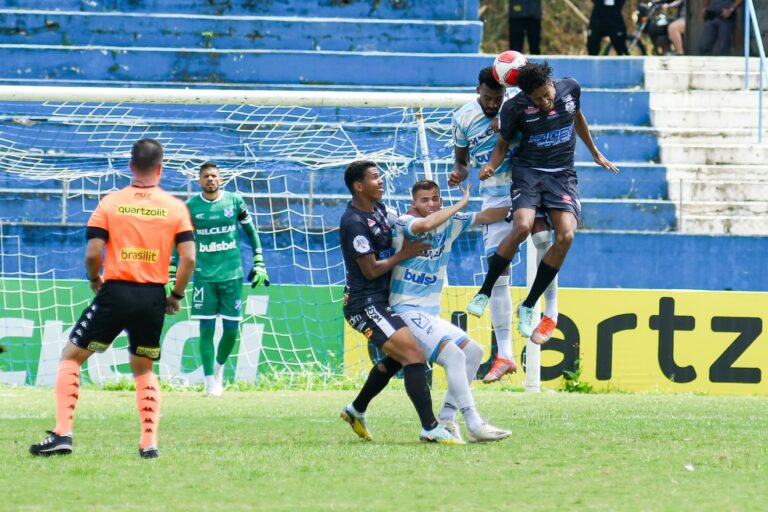 Já rebaixado, Comercial perde mais uma