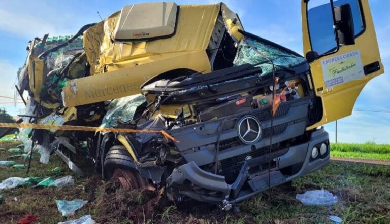 Morre passageiro de caminhão envolvido em acidente em Santa Fé do Sul