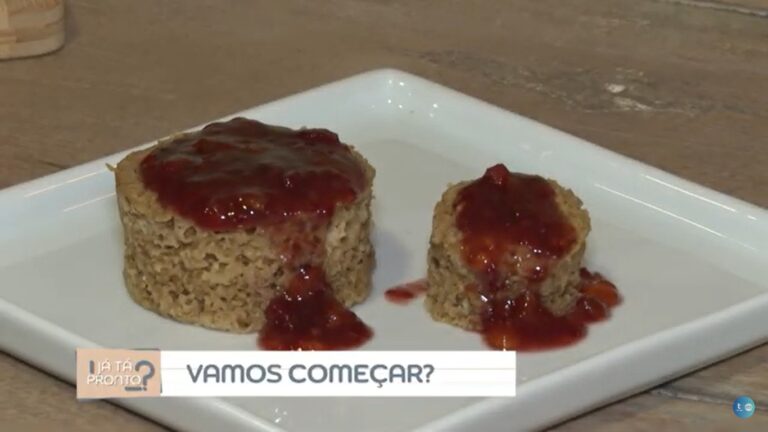 Veja como fazer um Bolo de Maçã no quadro "Já Tá Pronto?"