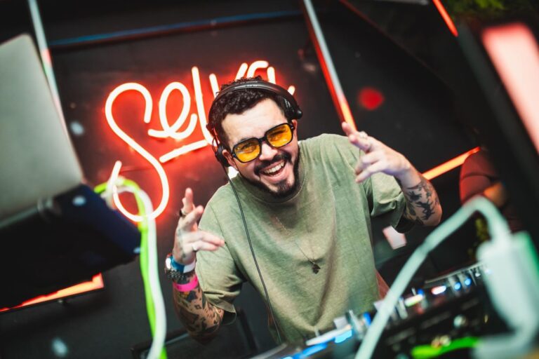 Tutu DJs Fest divulga lista completa de artistas que se apresentarão no Teatro de Arena