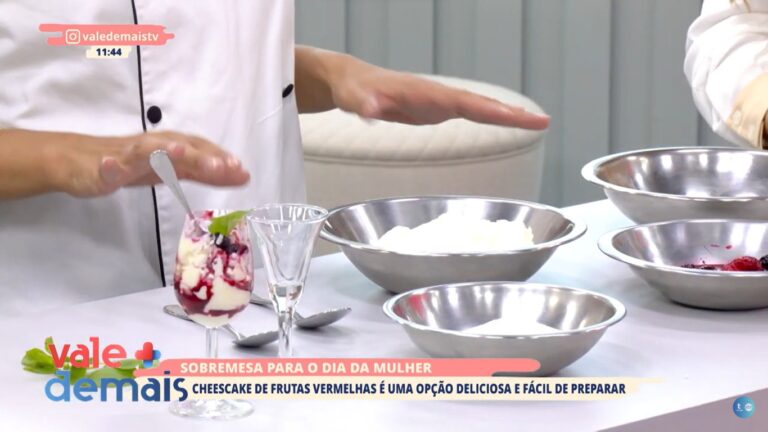 Segredos do Chef: aprenda a fazer uma deliciosa cheesecake de frutas vermelhas