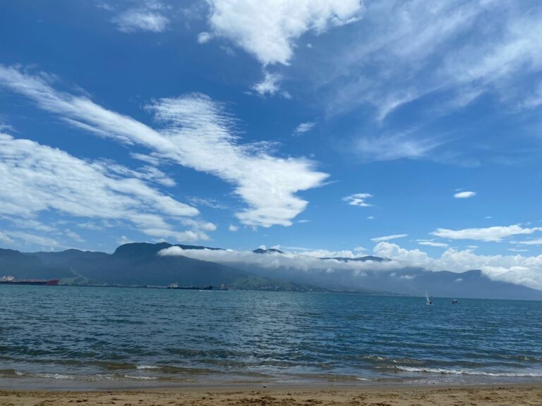 sete praias impróprias para banho no litoral norte