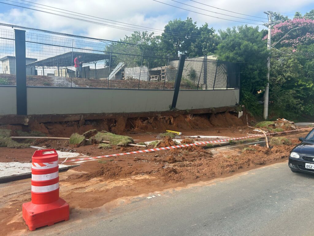 temporal alaga ruas e casas em são josé