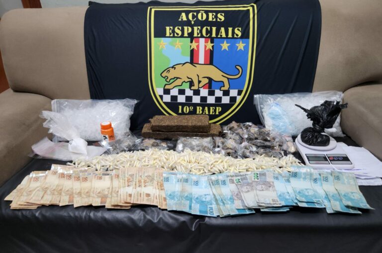 Suspeito de tráfico é preso ao armazenar drogas na própria casa