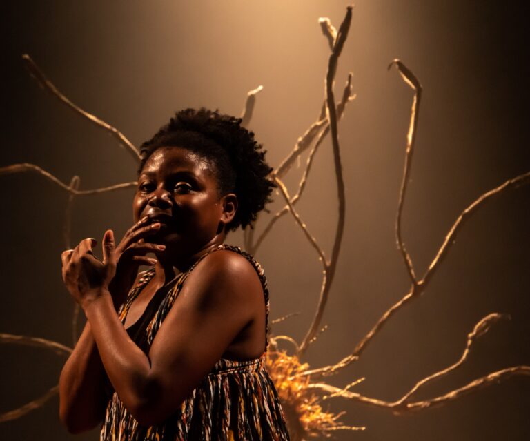 Explorando Estilo: Maré Delas Desembarca com Moda no Sesc Bertioga no Último Fim de Semana de Março