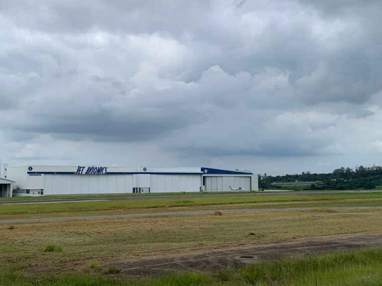 Avião desaparece na região de Jundiaí