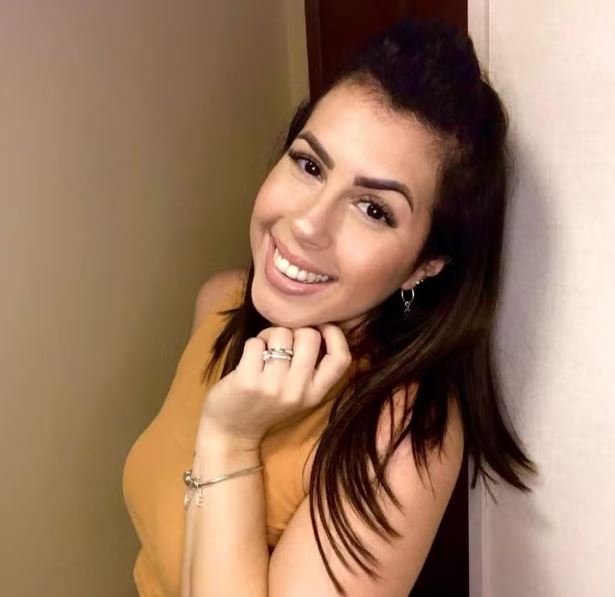 Mulher deixa filhos com amiga e desaparece