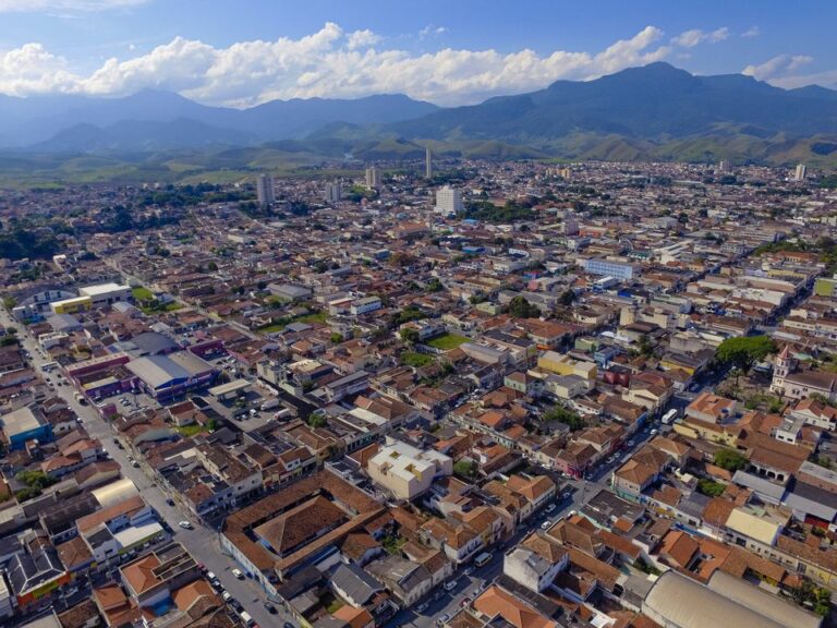 Cruzeiro abre concurso com 297 vagas e salários até R$ 16 mil