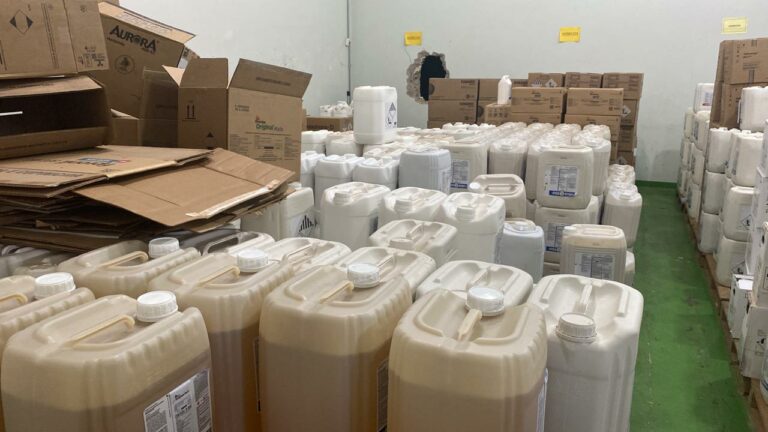 Dupla desligou sub estação da cidade de Iracemápolis e abriu buraco na parede.