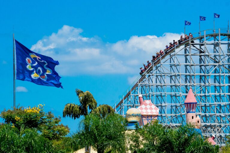 Hopi Hari celebra 25 anos com programação especial durante todo o ano