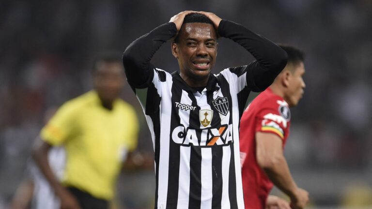 Robinho pode ser julgado no Brasil por crime que já foi condenado na Itália
