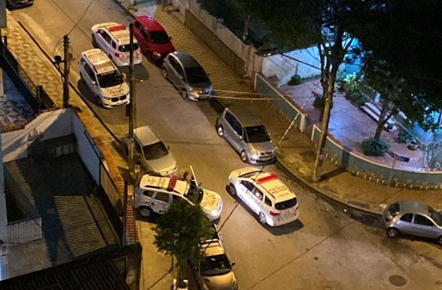 Troca de tiros termina com dois mortos em Santos