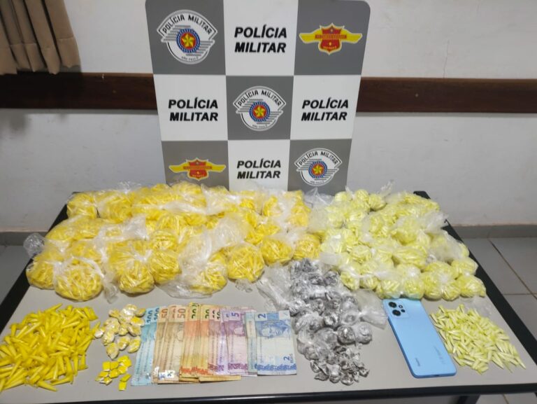 Motorista de 24 anos é detido com 5,9 mil porções de cocaína, maconha e haxixe