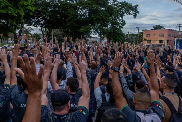 trabalhadores empresa sonaca greve em sjc