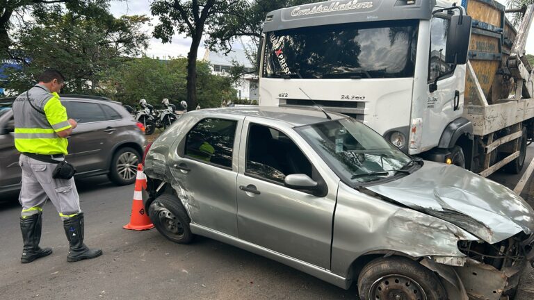 Acidente na Prestes Maia, na chegada à Campinas, causa congestionamento na Rodovia Santos Dumont