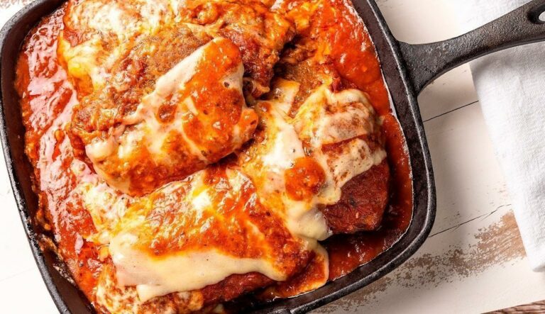 Clássico dos brasileiros: conheça o preparo do Filé à parmegiana