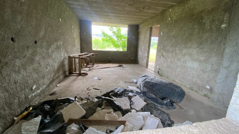 Moradores cobram conclusão de obra parada desde de 2018