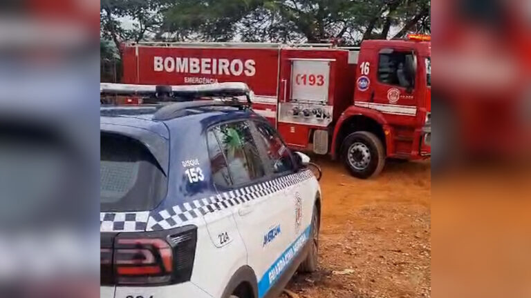 Briga entre primos termina em incêndio dentro de um depósito de estopas