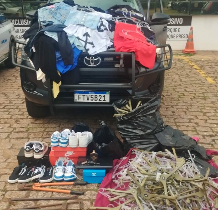 Trio é preso por furto a lojas de roupas e calçados no interior de SP