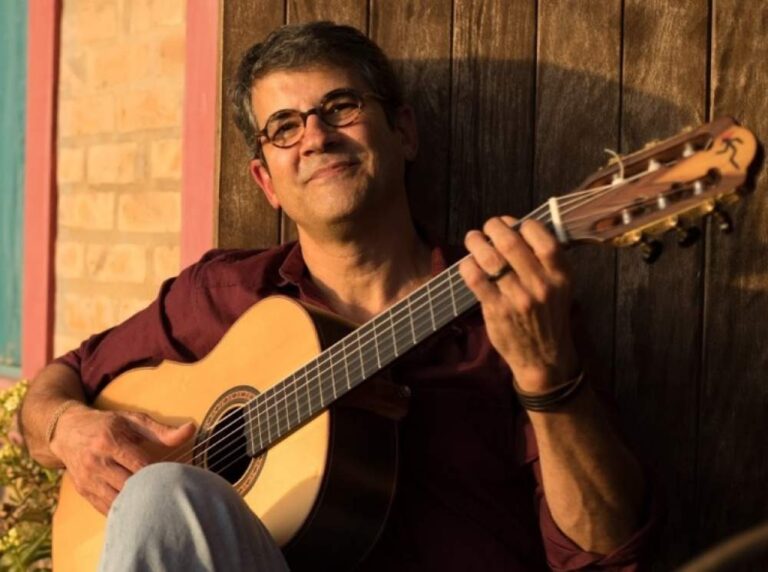 Cláudio Lacerda traz o show “Alpendre” para o Sesc Birigui