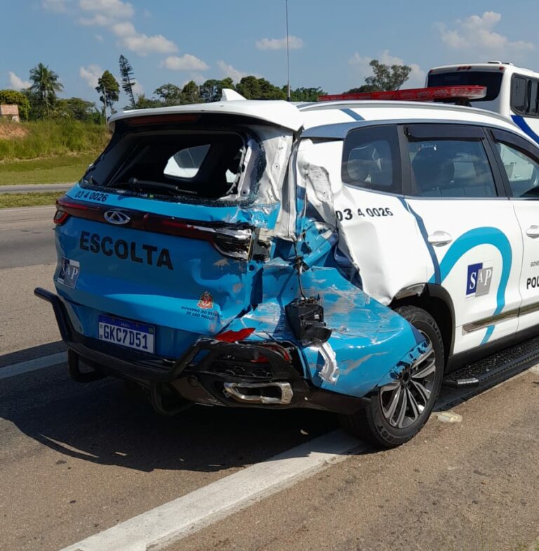 Veículos da SAP que transportavam 22 detentos se envolvem em acidente na rodovia