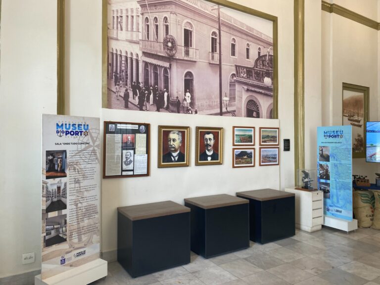 Associação Comercial de Santos recebe “Expo Museu do Porto de Santos”