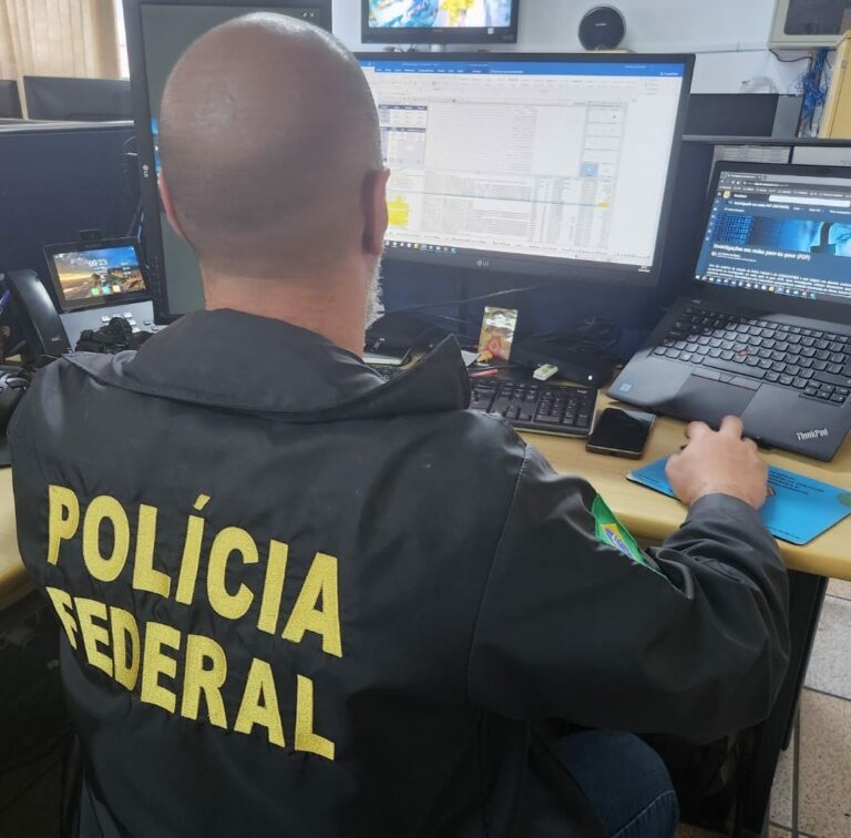 Homem é preso por armazenar fotos e vídeos de abuso sexual infantil no interior de SP