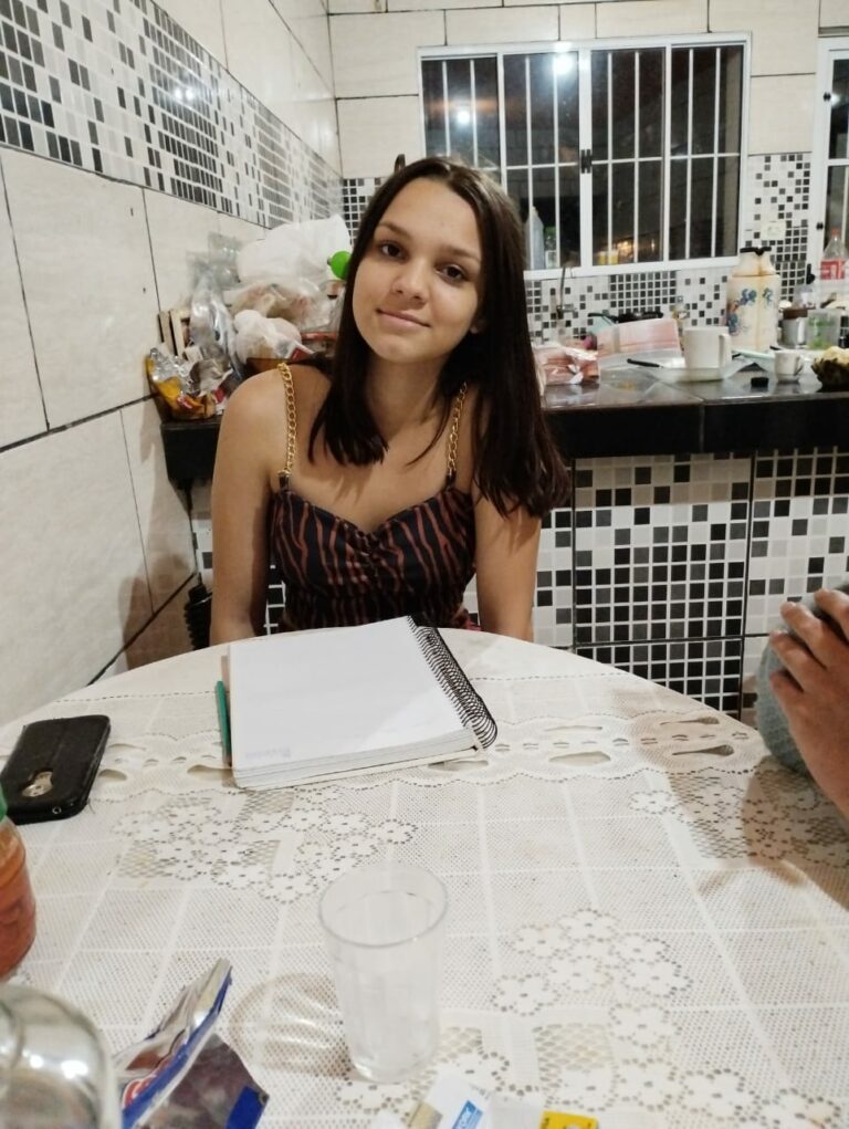 Corpo de Victória é liberado pela polícia após confirmação de digitais