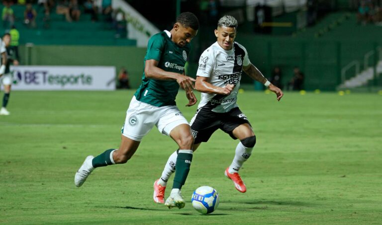 No retorno de Jeh, Ponte Preta perde para o Goiás e segue sem vencer na Série B. Rosiron Rodrigues - Goiás E.C.