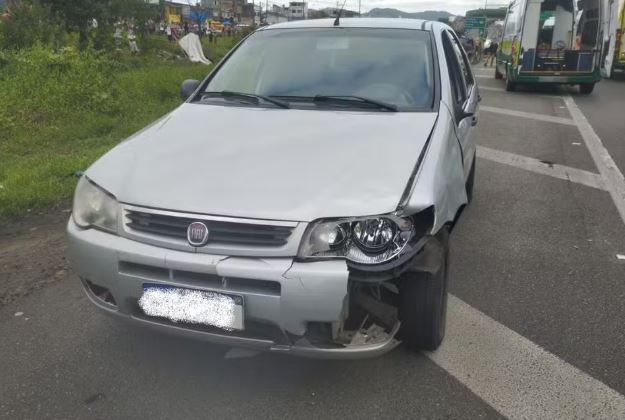Menino é atropelado em rodovia de Cubatão ao tentar pegar uma pipa