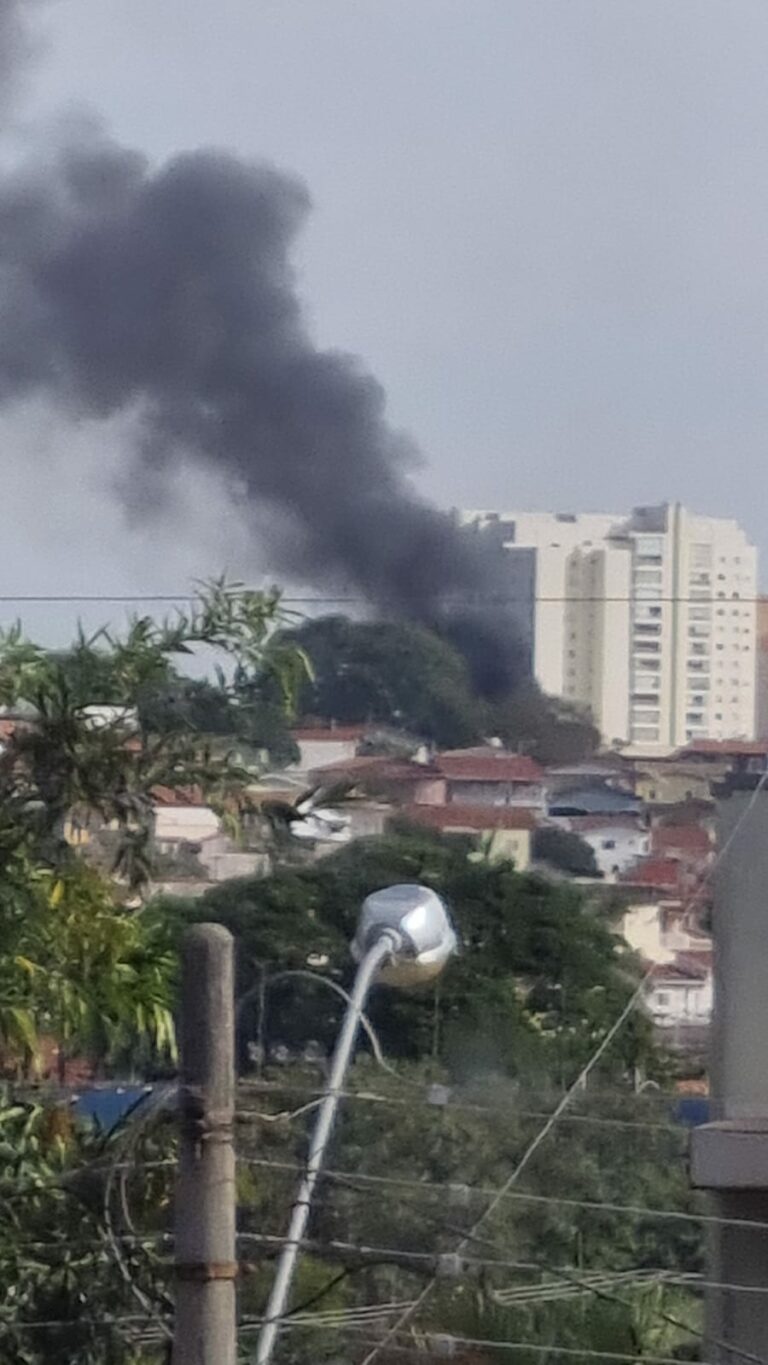Incêndio chama atenção na região do Parque Prado em Campinas