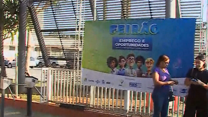 Evento será realizada nesta quinta-feira, 25 e conta com 14 empresas para primeira etapa da seleção.