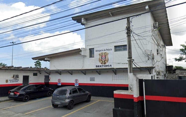 Bertioga: Mulher grávida apanha de companheiro que é preso ainda no local