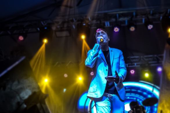 Shopping de São Vicente traz show gratuito neste domingo