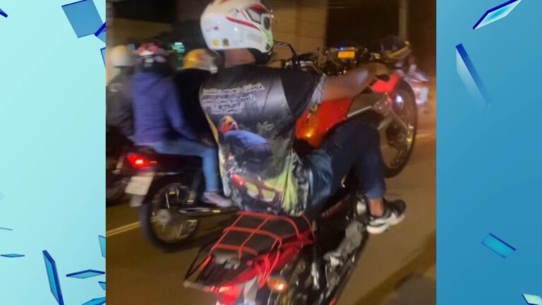 ​Grupo se reúne em rolezinho barulhento na madrugada