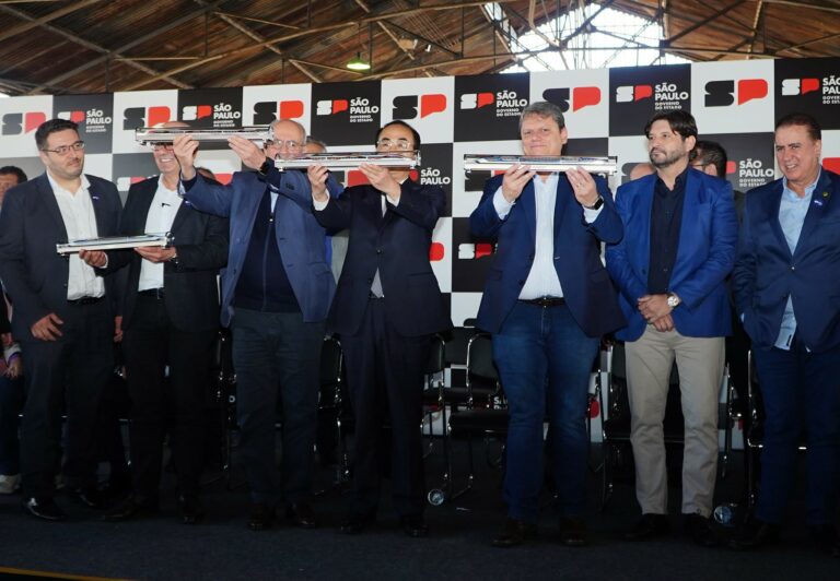 Governo lança programa ‘SP nos Trilhos’ com investimento estimado em R$ 190 bilhões