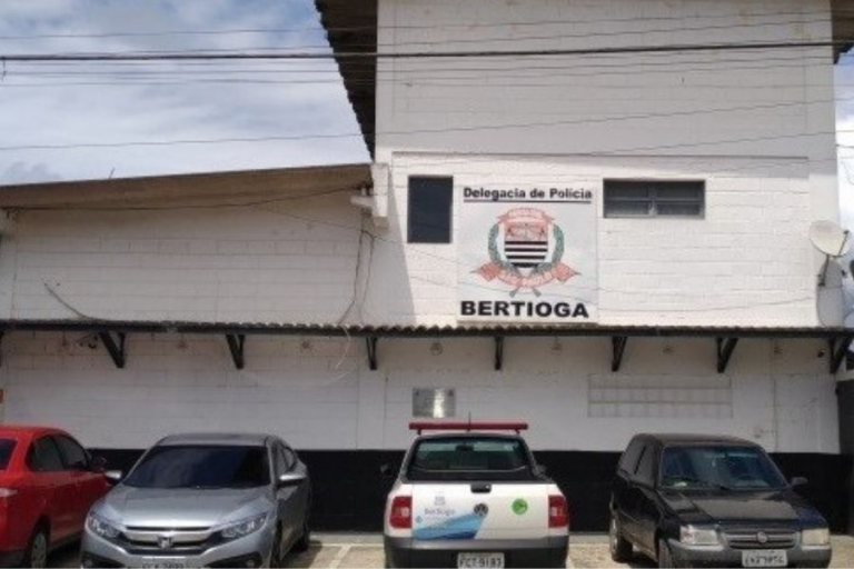 “Estourar a cara”: Homem é preso em flagrante durante briga com companheira em Bertioga