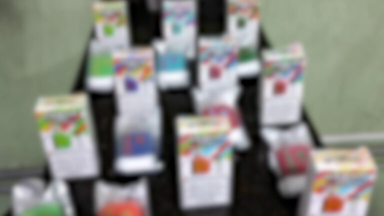 Jovem é preso por venda de cigarros eletrônicos para criança; entrega foi feita na escola